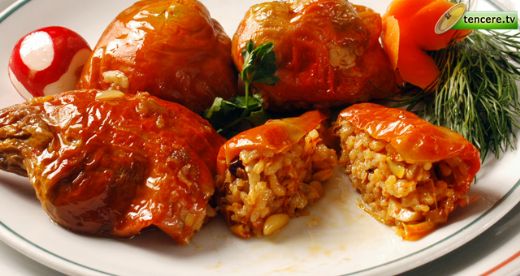 Etli Kuru Biber Dolmas
