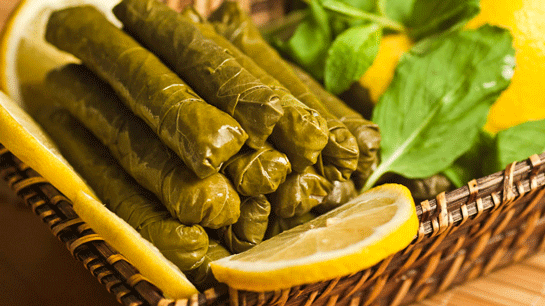 Yaprak Dolması Tarifi ve Malzemeleri